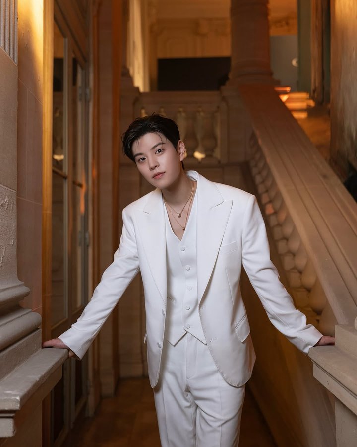 2seungmin Felix do Stray Kids humilha no ranking de idol mais bem vestido da Paris Fashion Week 2025!