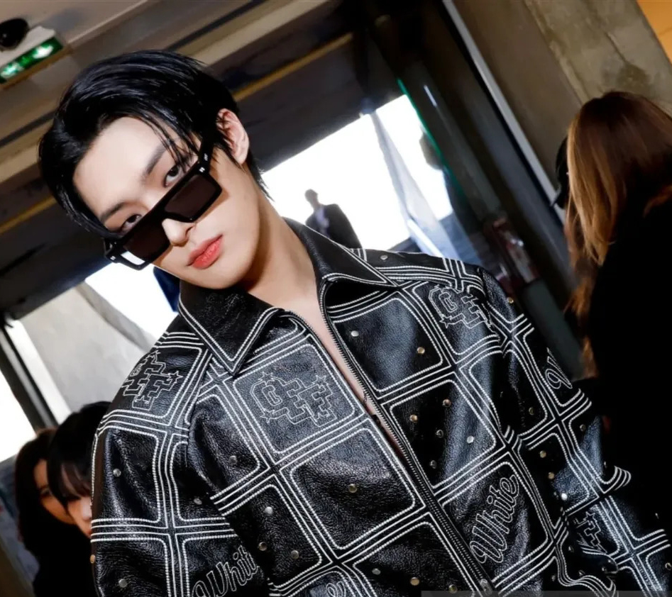 5mingi Felix do Stray Kids humilha no ranking de idol mais bem vestido da Paris Fashion Week 2025!