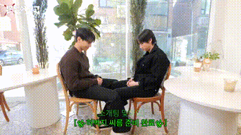 shownu-e-im MONSTA X se Diverte em Jogo de Encontro às Cegas: "Avatar Blind Date"